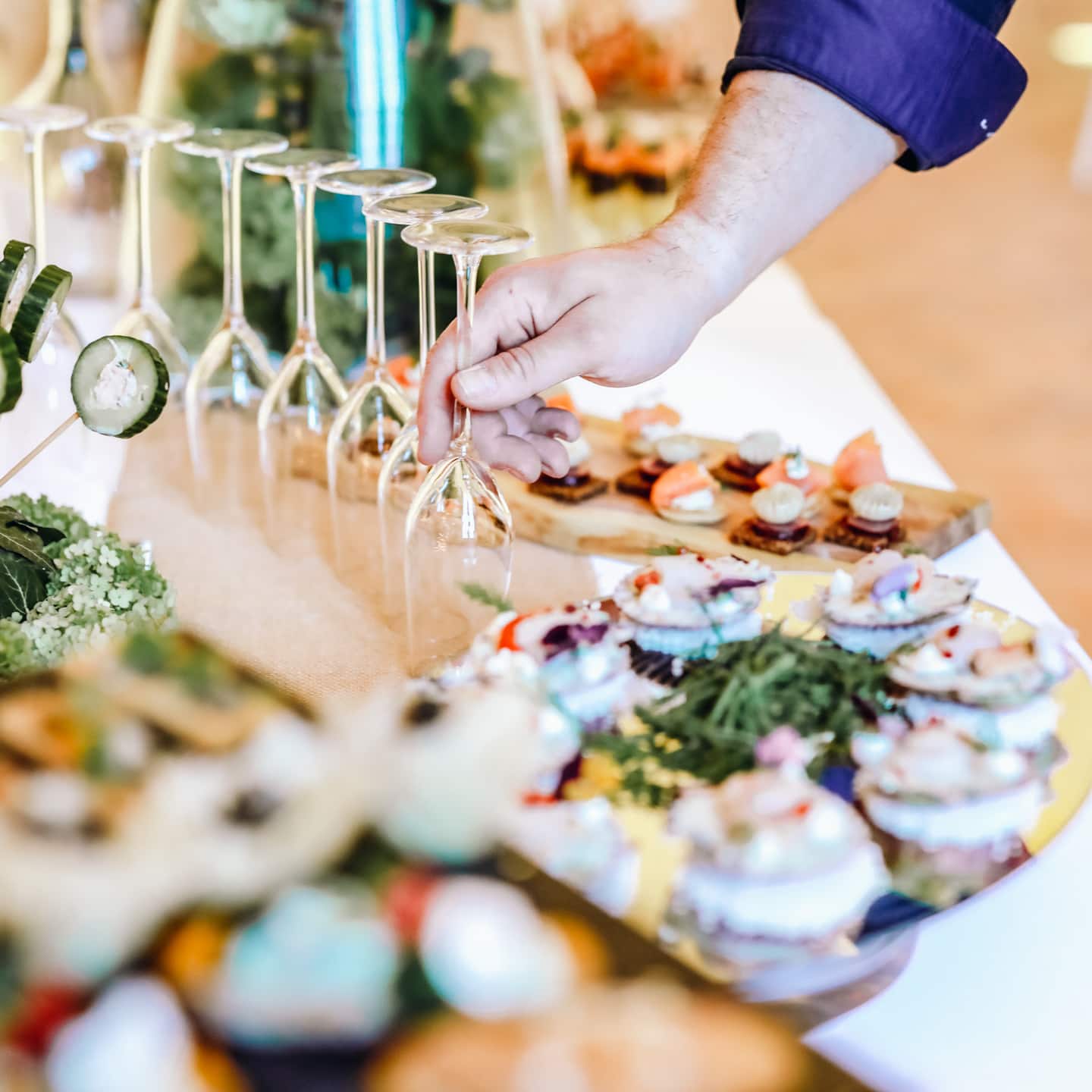 Mise en place du buffet de mariage